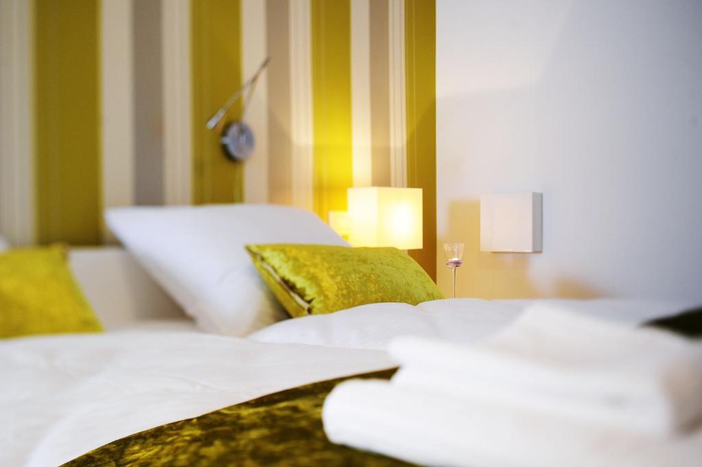 Garni Hotel Azur Ljubljana Oda fotoğraf