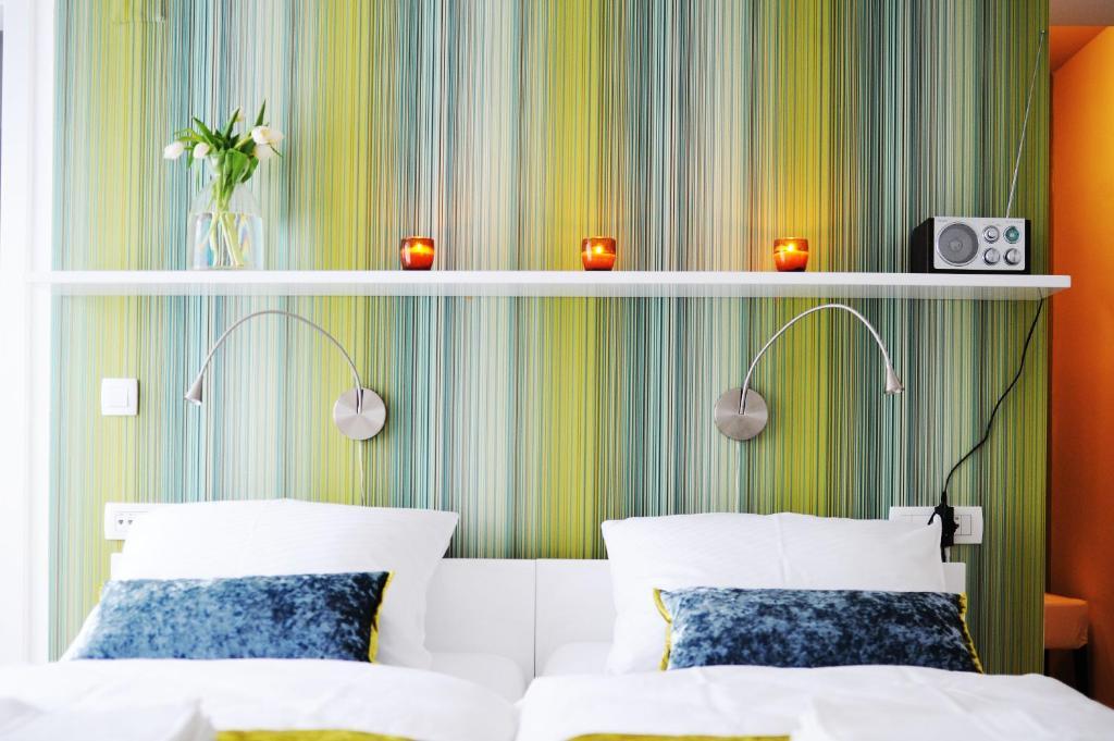 Garni Hotel Azur Ljubljana Oda fotoğraf