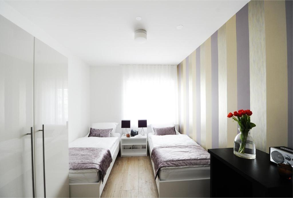 Garni Hotel Azur Ljubljana Oda fotoğraf